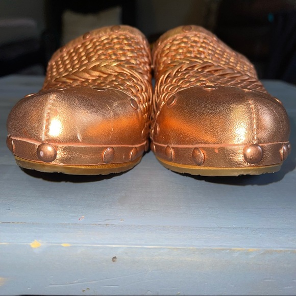 BRIDGET SHUSTER Leather Woven Metallic Wooden Studded 1960’s inspired Clogs - Picture 4 of 7